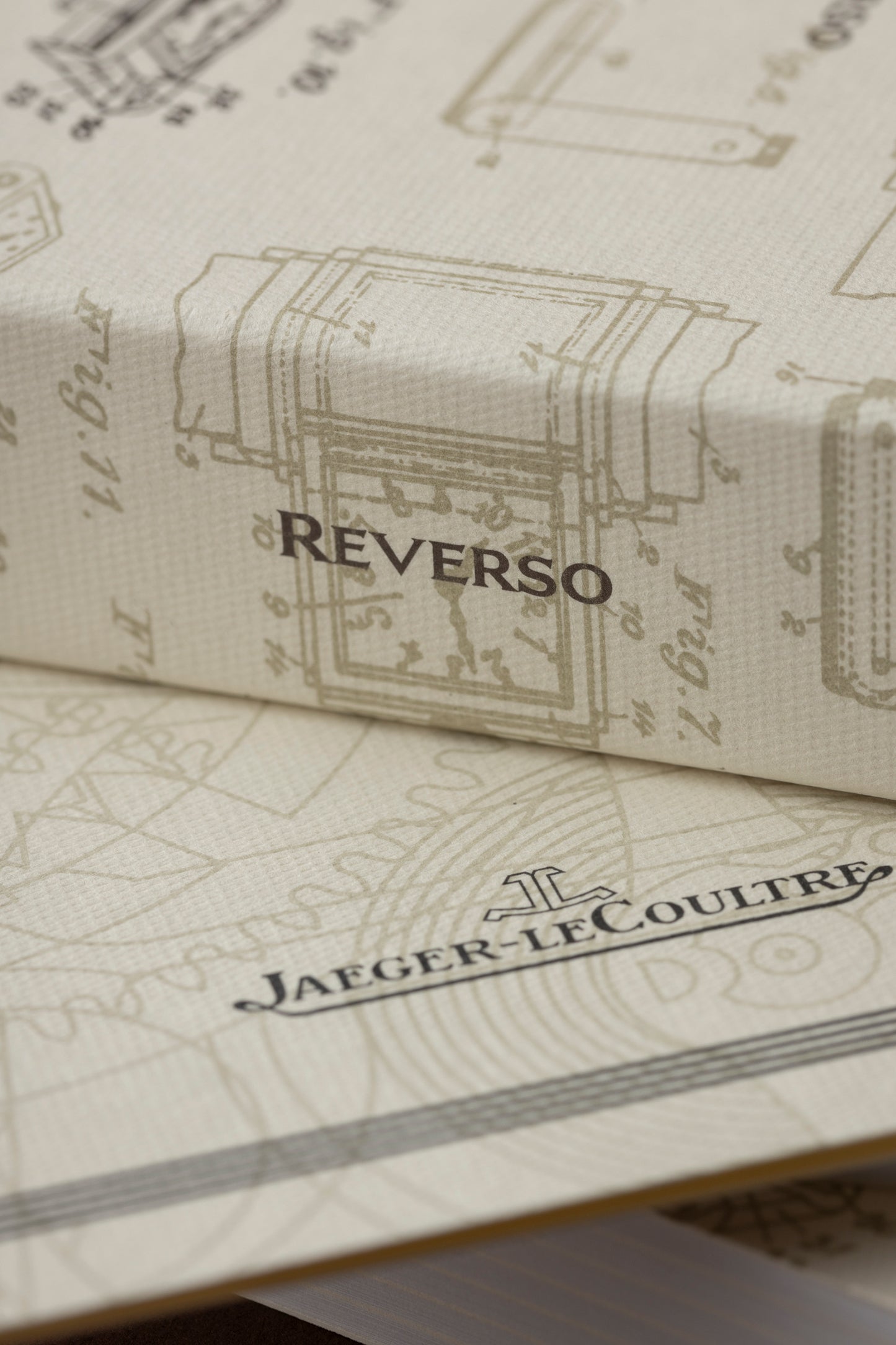 Jaeger-LeCoultre Reverso Grande Date