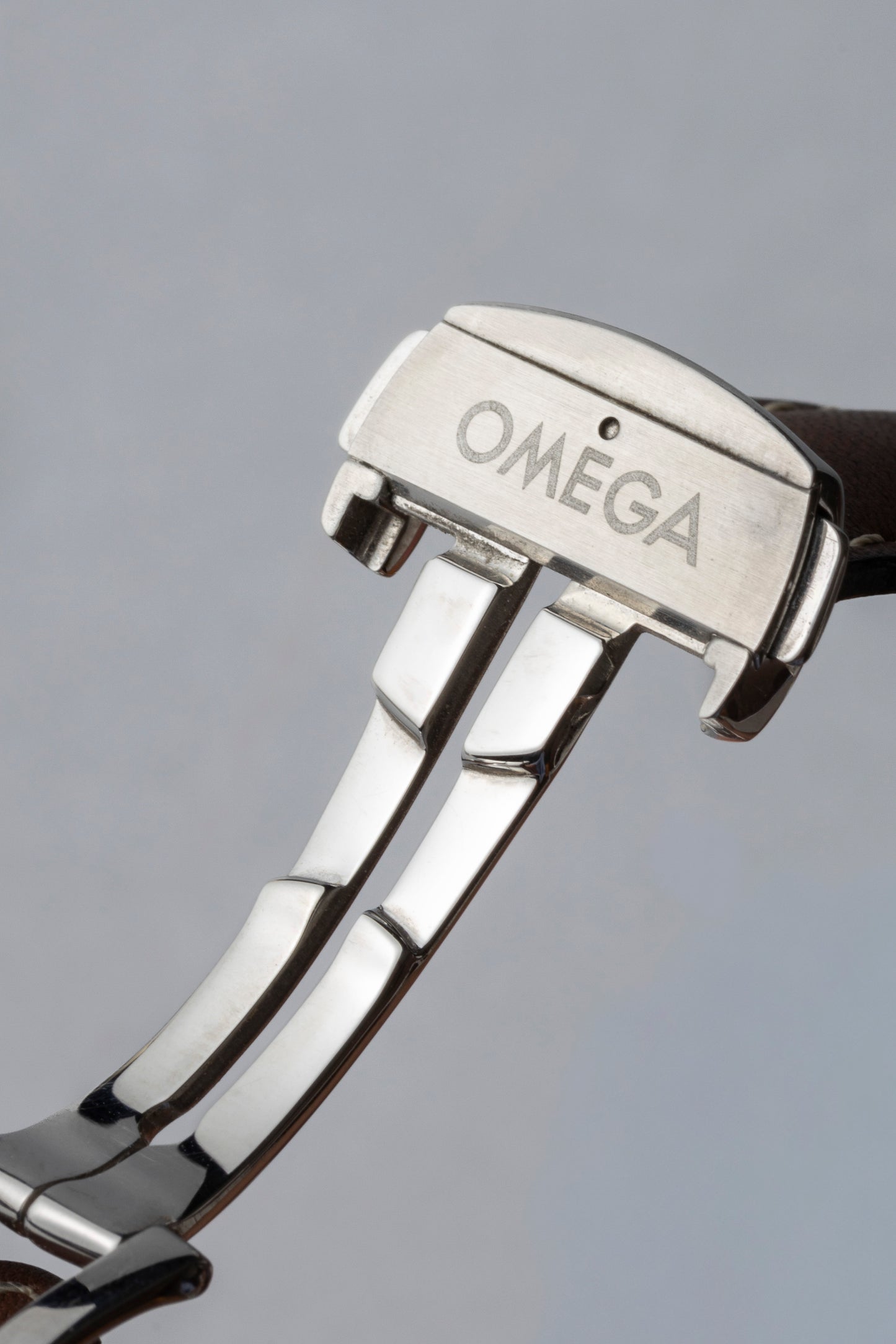 Omega Speedmaster Broad Arrow