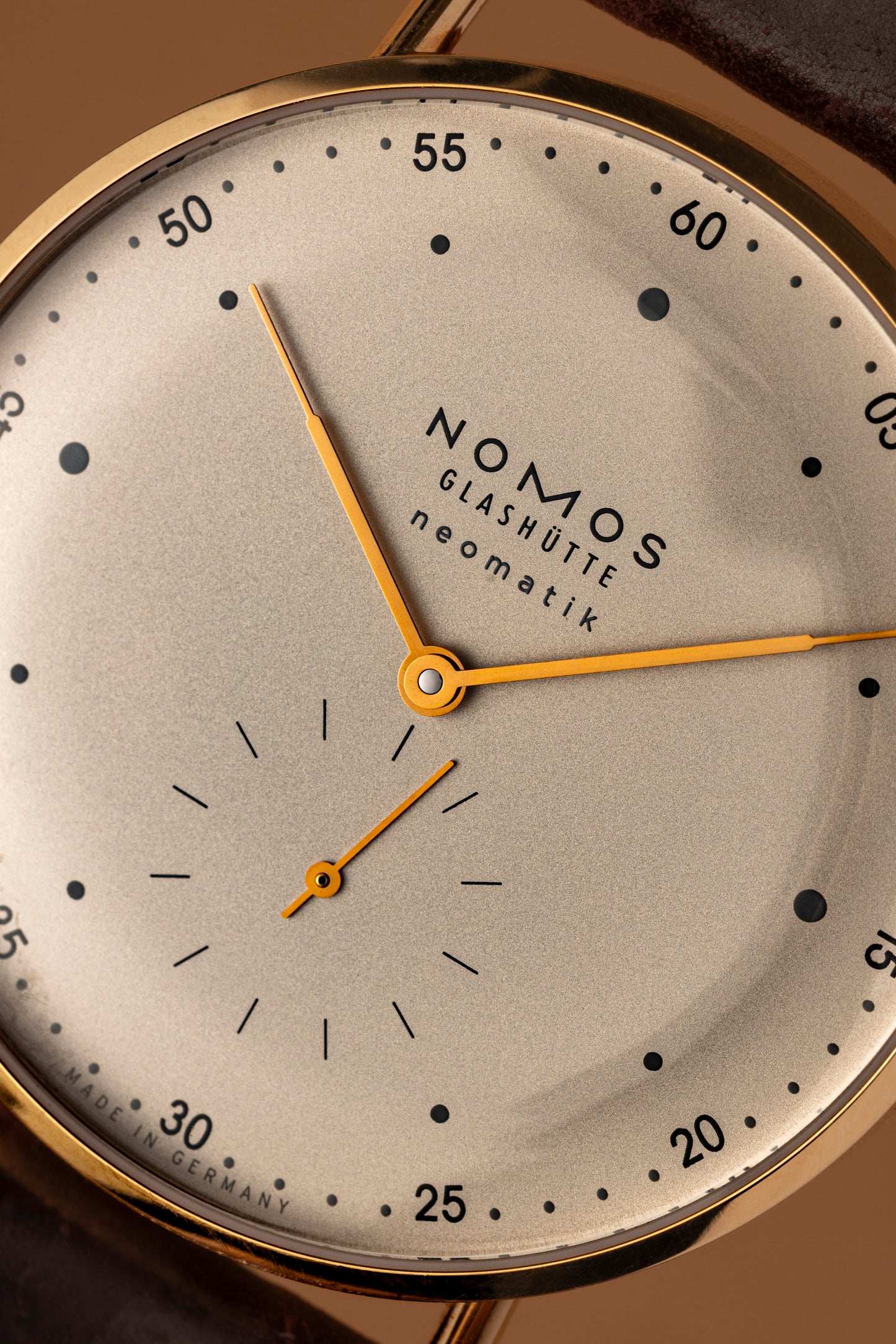Nomos Metro 1180